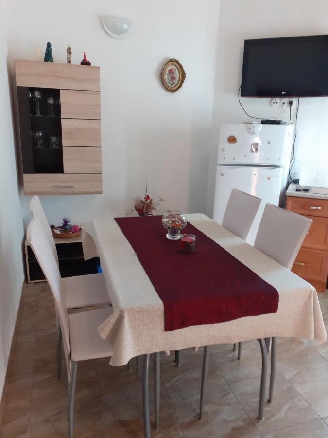 Iva Apartments Šilo Exteriér fotografie