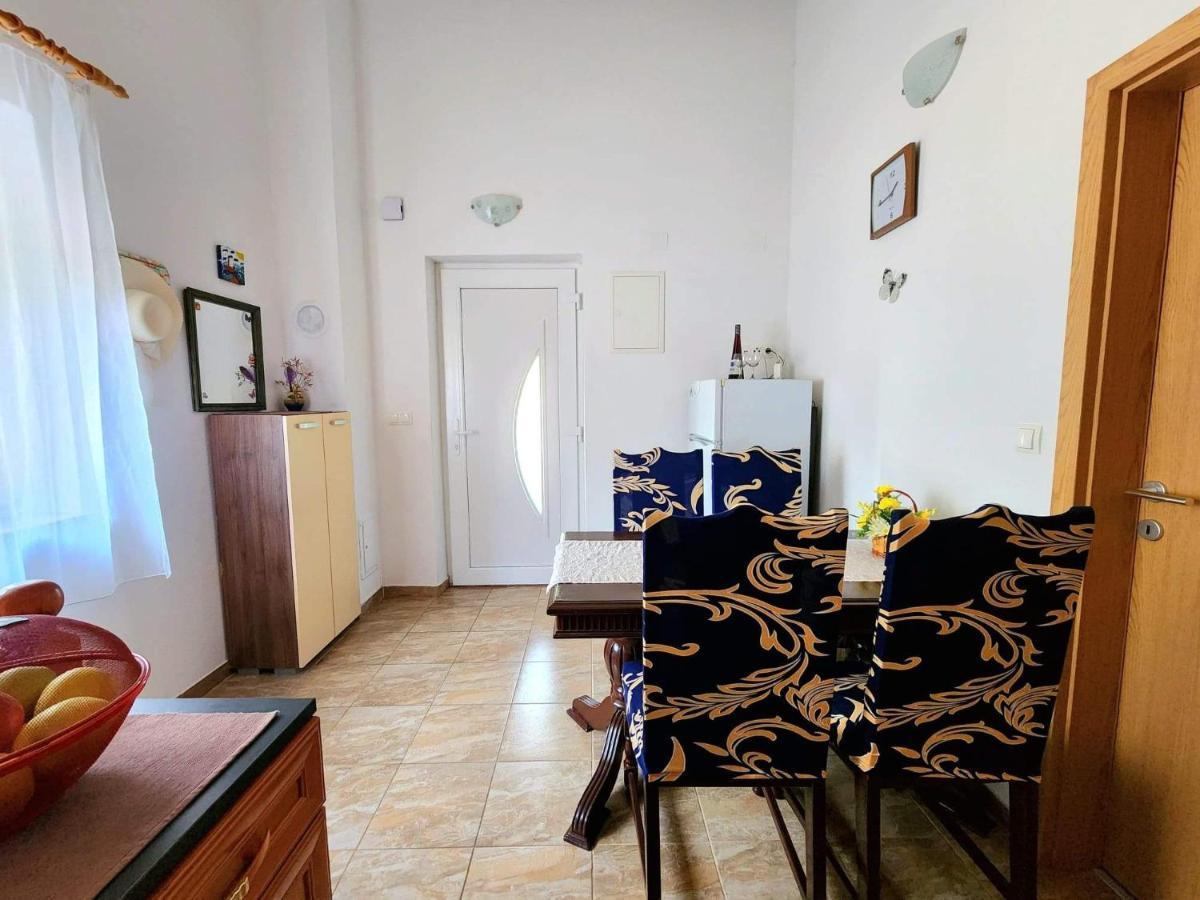 Iva Apartments Šilo Exteriér fotografie